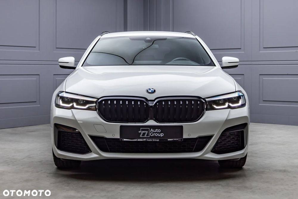 BMW Seria 5 520d xDrive mHEV M Sport sport - 7