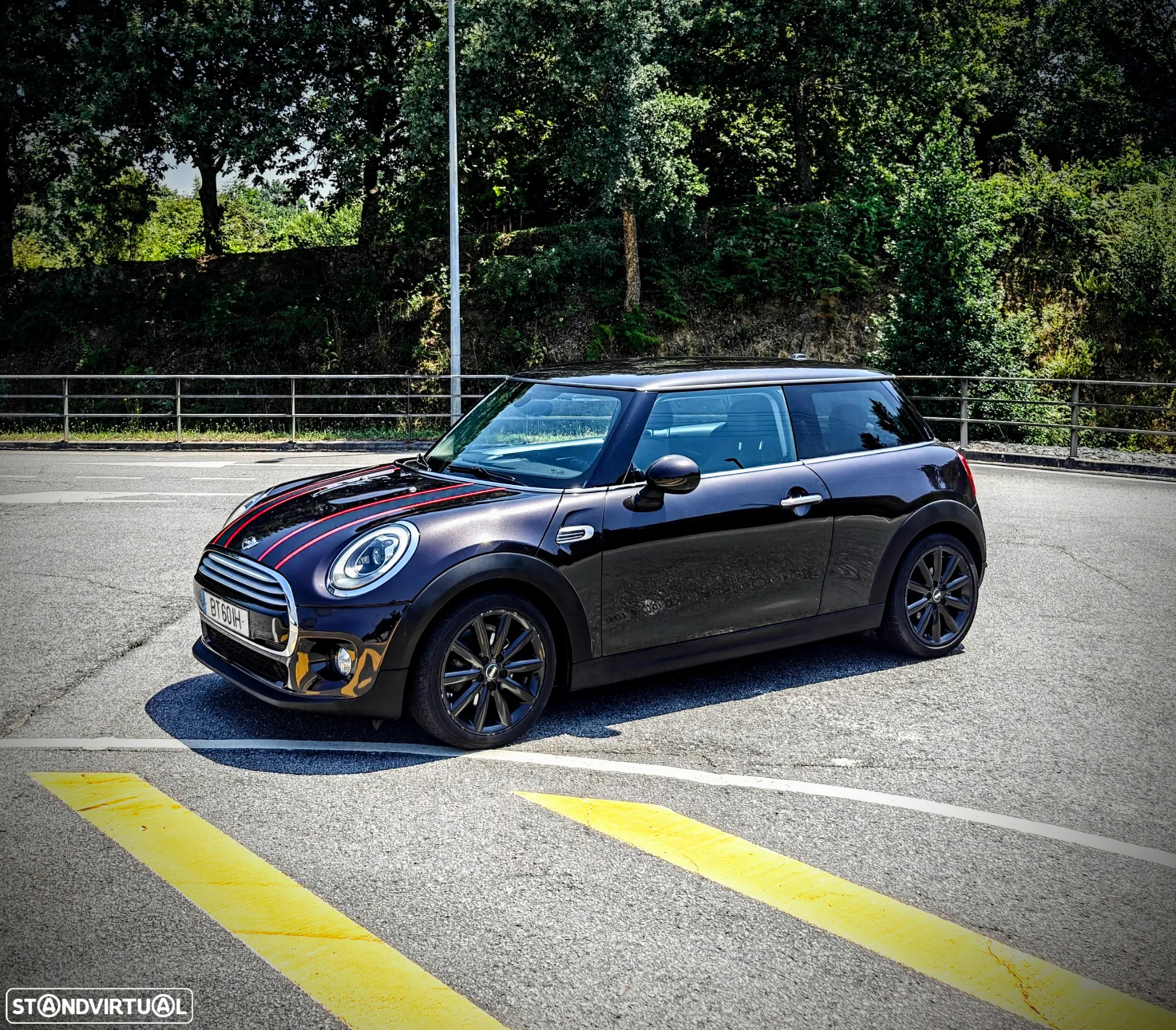 MINI 3 Portas Cooper Premium Resolute Edition Auto - 17