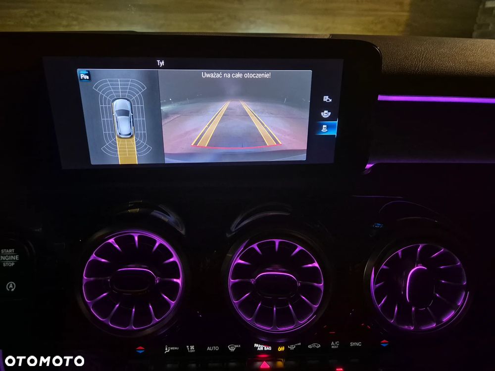 Mercedes-Benz Klasa A 200 d 4Matic 8G-DCT AMG Line - 24