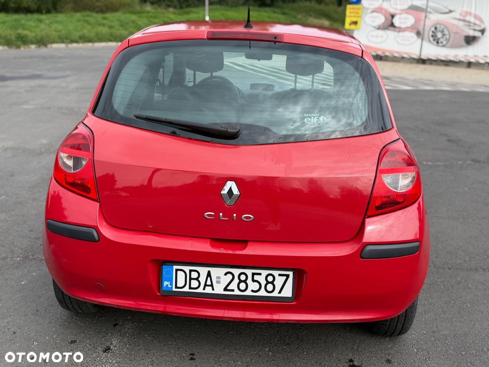 Renault Clio 1.2 16V Edition Dynamique - 10