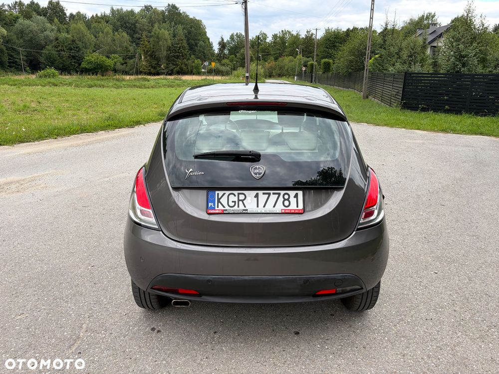 Lancia Ypsilon 1.2 8V Elefantino S&S - 13