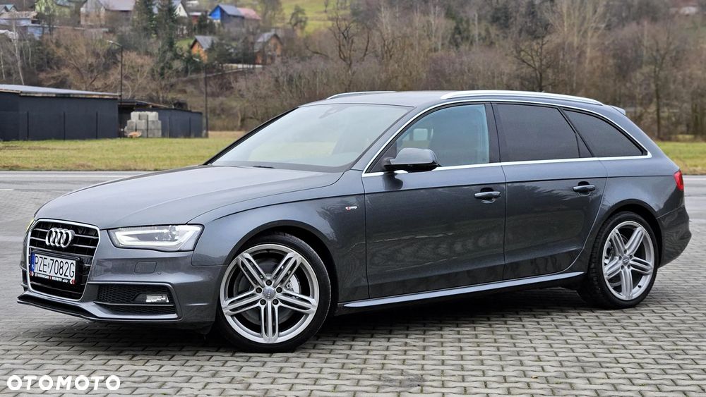 Audi A4 Avant 2.0 TFSI multitronic S line Sportpaket - 12