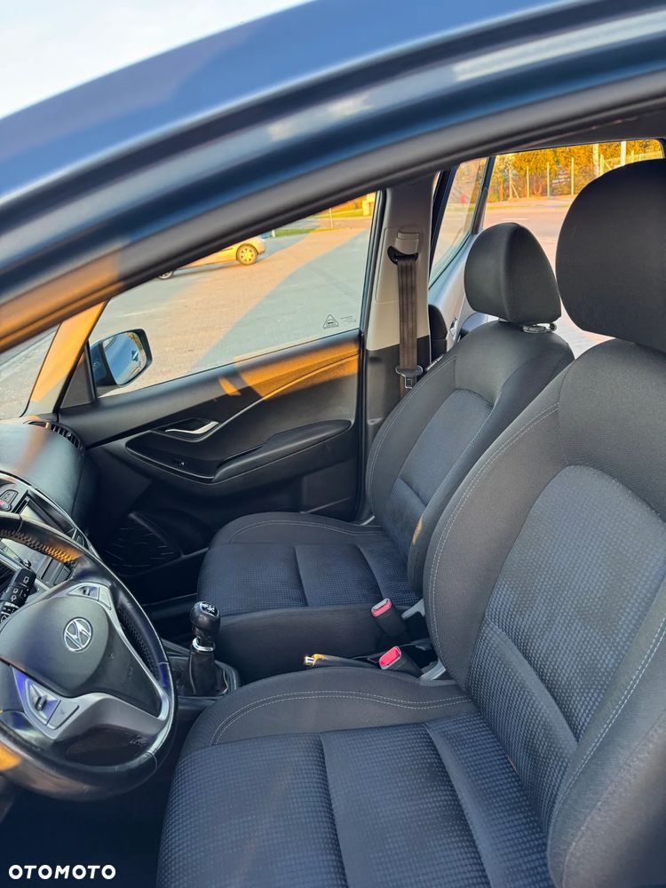 Hyundai ix20 1.4 CRDi Classic + - 6