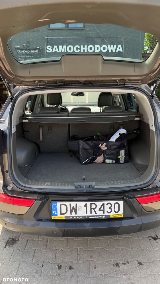 Kia Sportage 2.0 CRDI XL - 8