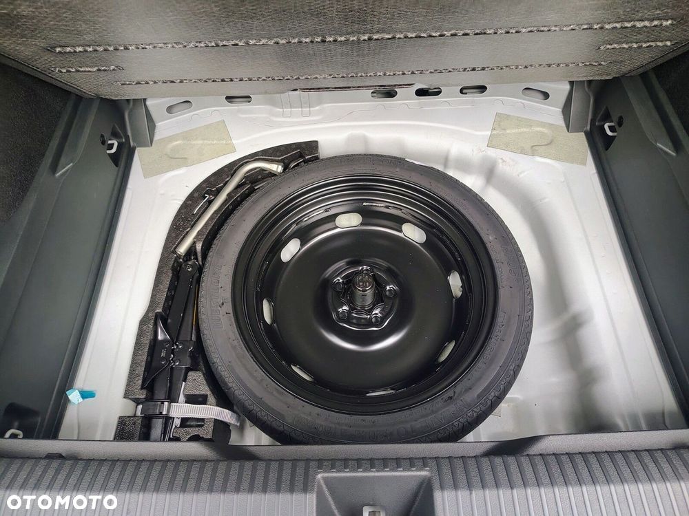 Volkswagen T-Roc - 11