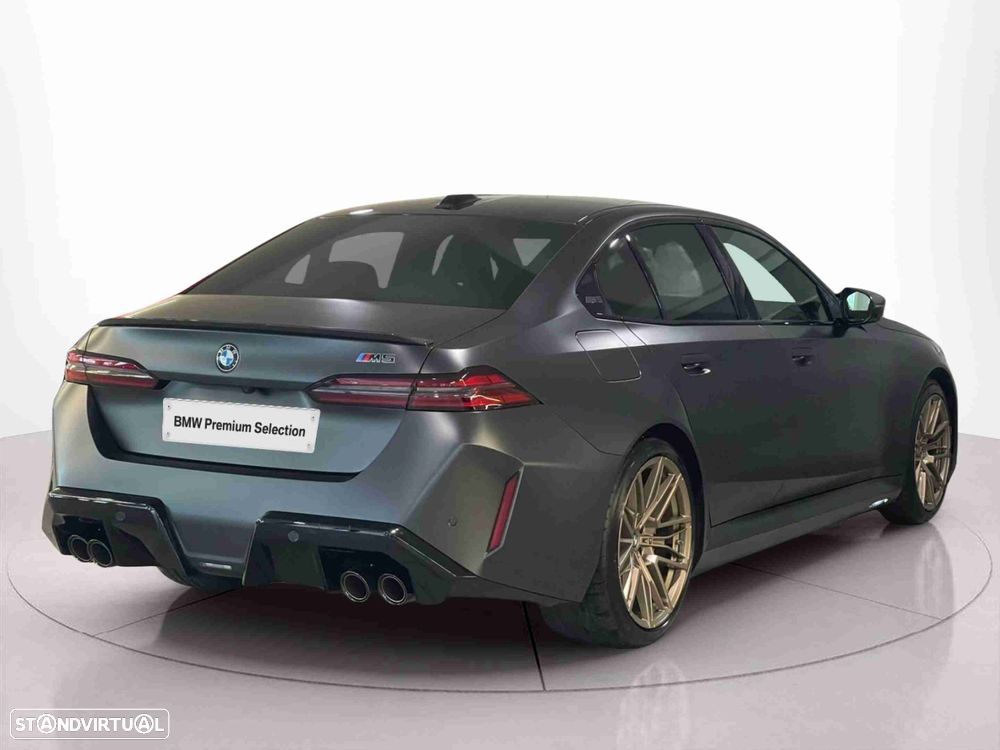 BMW M5 Standard - 4