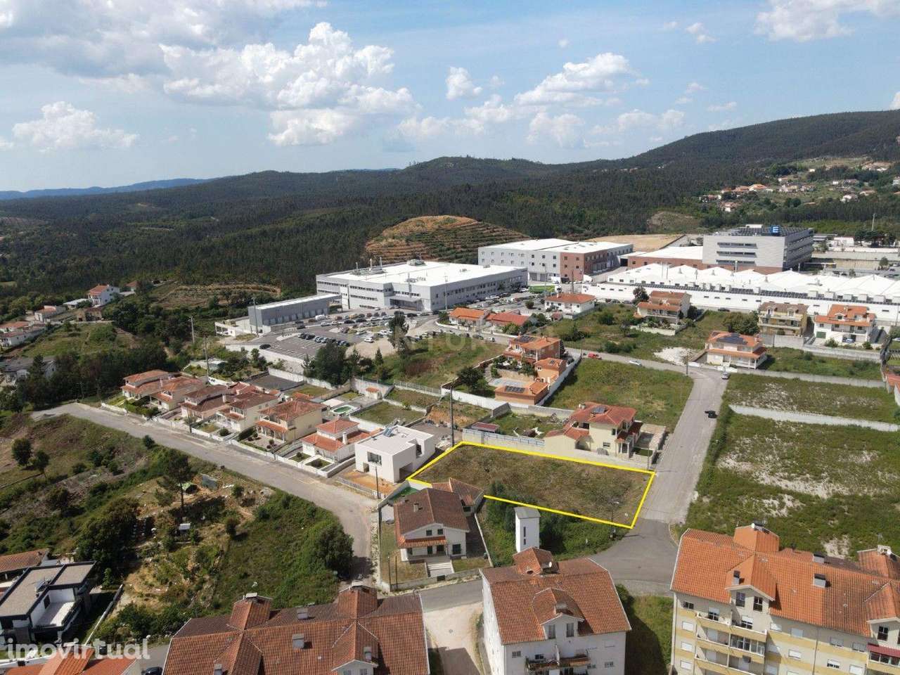 Excelente lote de terreno com projeto aprovado - Grande imagem: 3/9