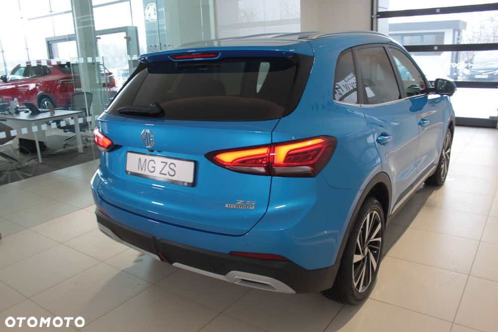 MG ZS Hybrid+ - 16