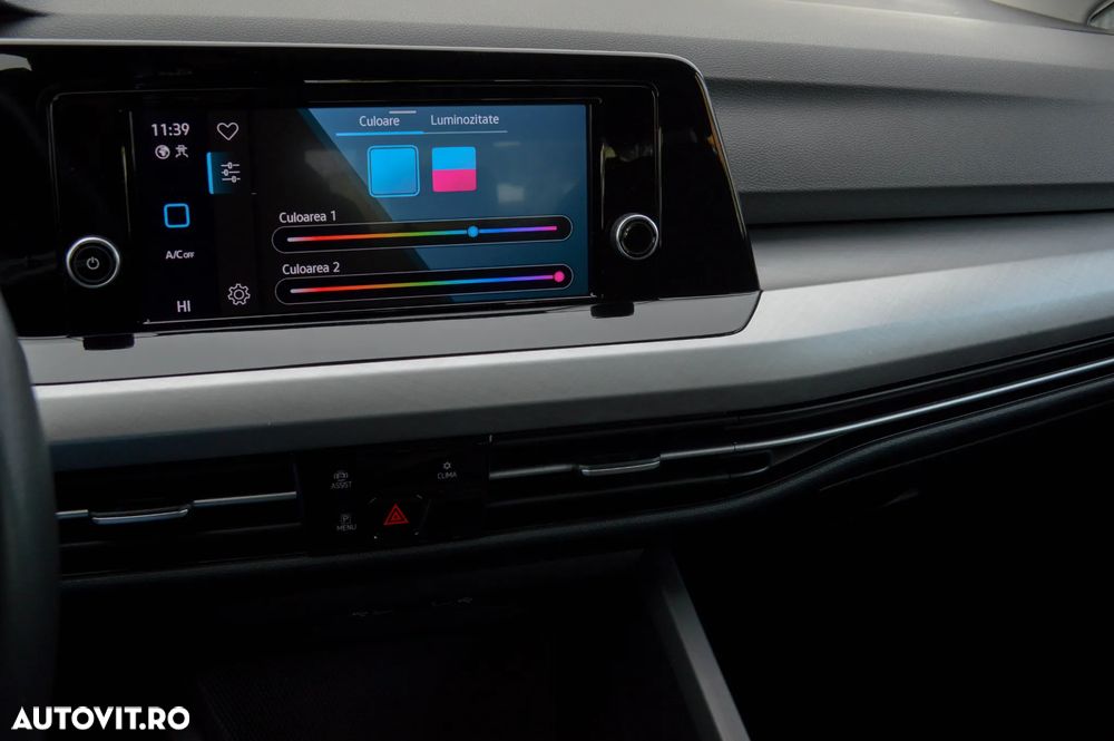 Volkswagen Golf - 22