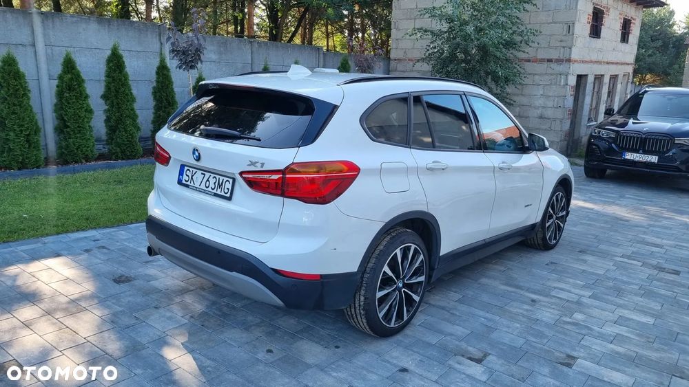 BMW X1 xDrive18d Sport Line sport - 5
