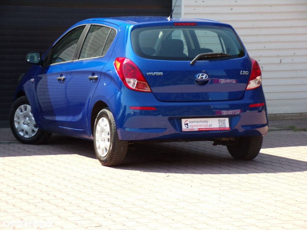 Hyundai i20 - 15