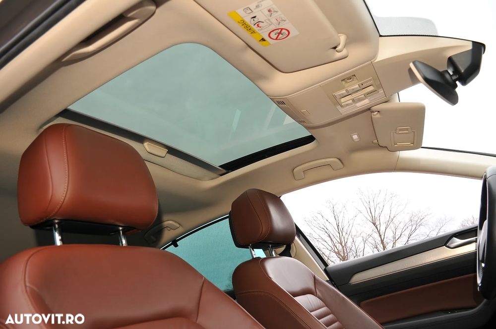 Volkswagen Passat 2.0 TDI DSG Highline - 18