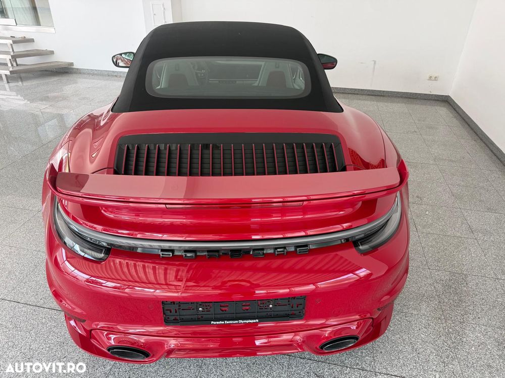 Porsche 911 911Turbo S - 12