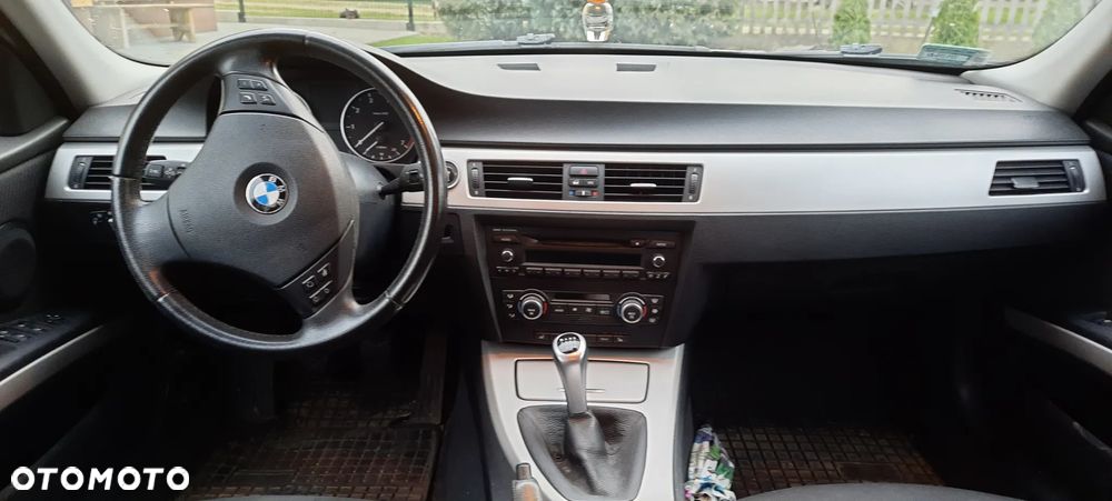BMW Seria 3 318i Edition Lifestyle - 11