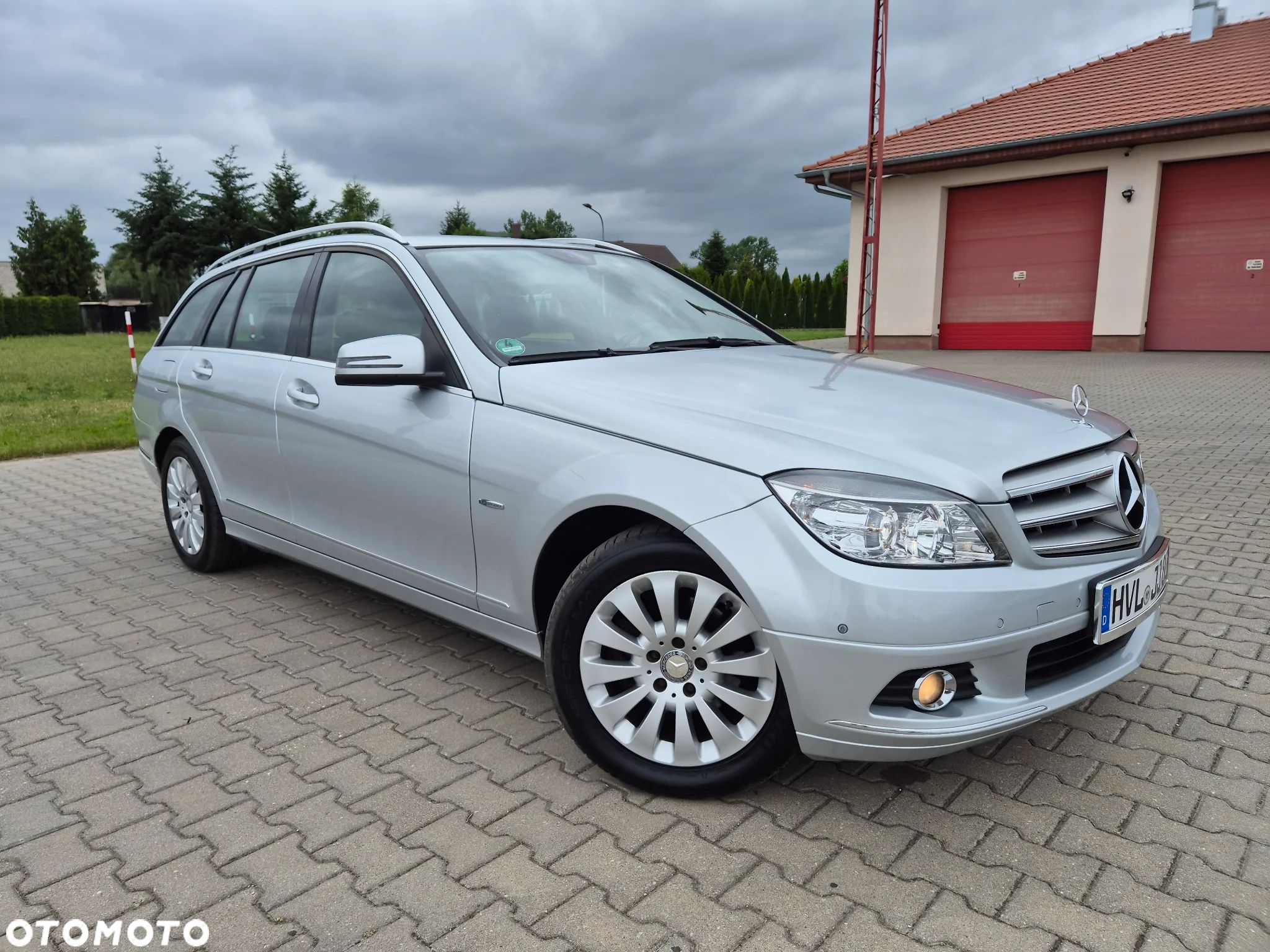 Mercedes-Benz Klasa C 180 T Kompressor Automatik BlueEFFICIENCY Special Edition - 1