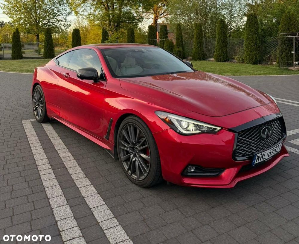 Infiniti Q60 - 1