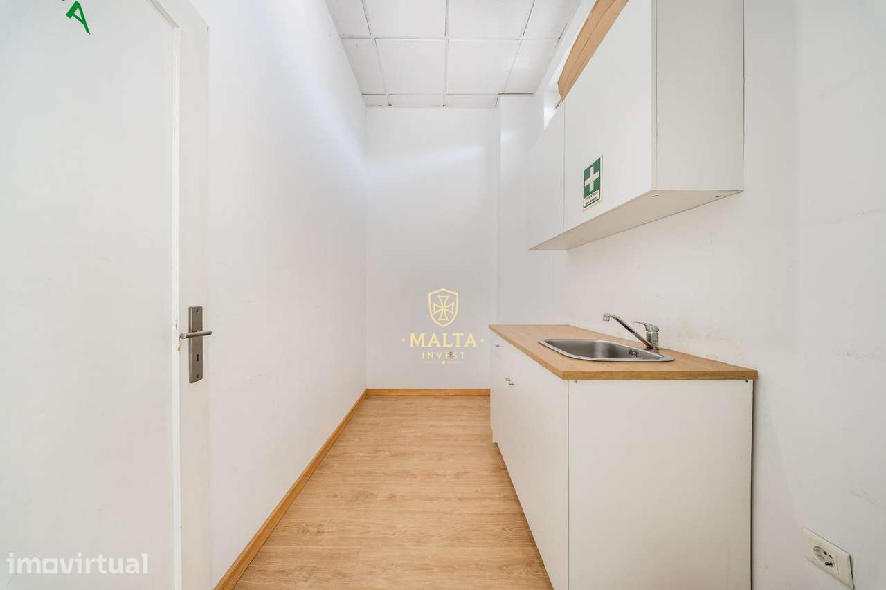 Excelente Espaço Comercial 105 m2 | São Vítor | Braga - Grande imagem: 3/22