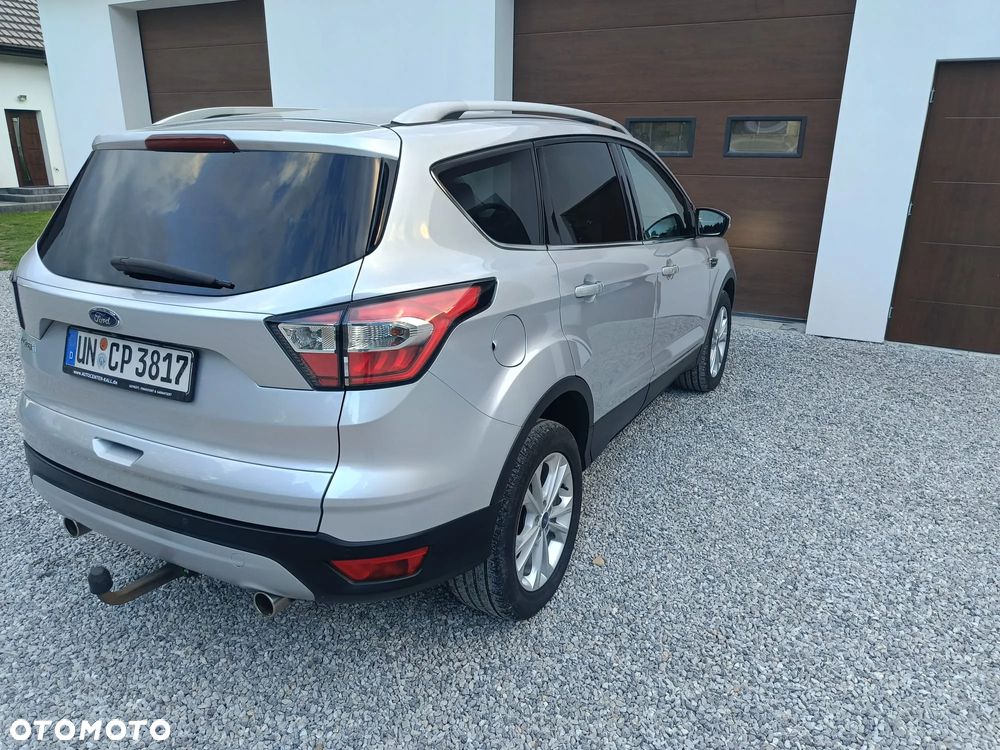 Ford Kuga 2.0 TDCi 4x2 Titanium - 5