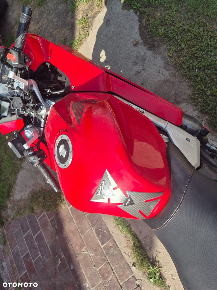 Honda VFR - 17