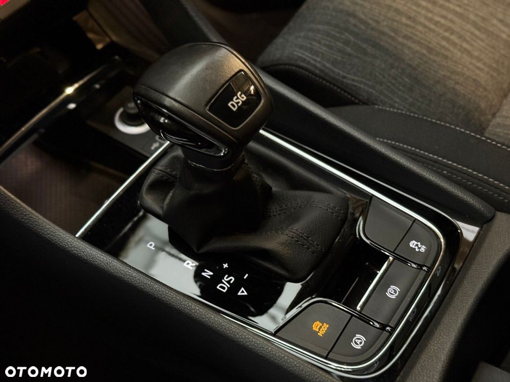 Skoda Karoq 1.5 TSI ACT Style DSG - 30