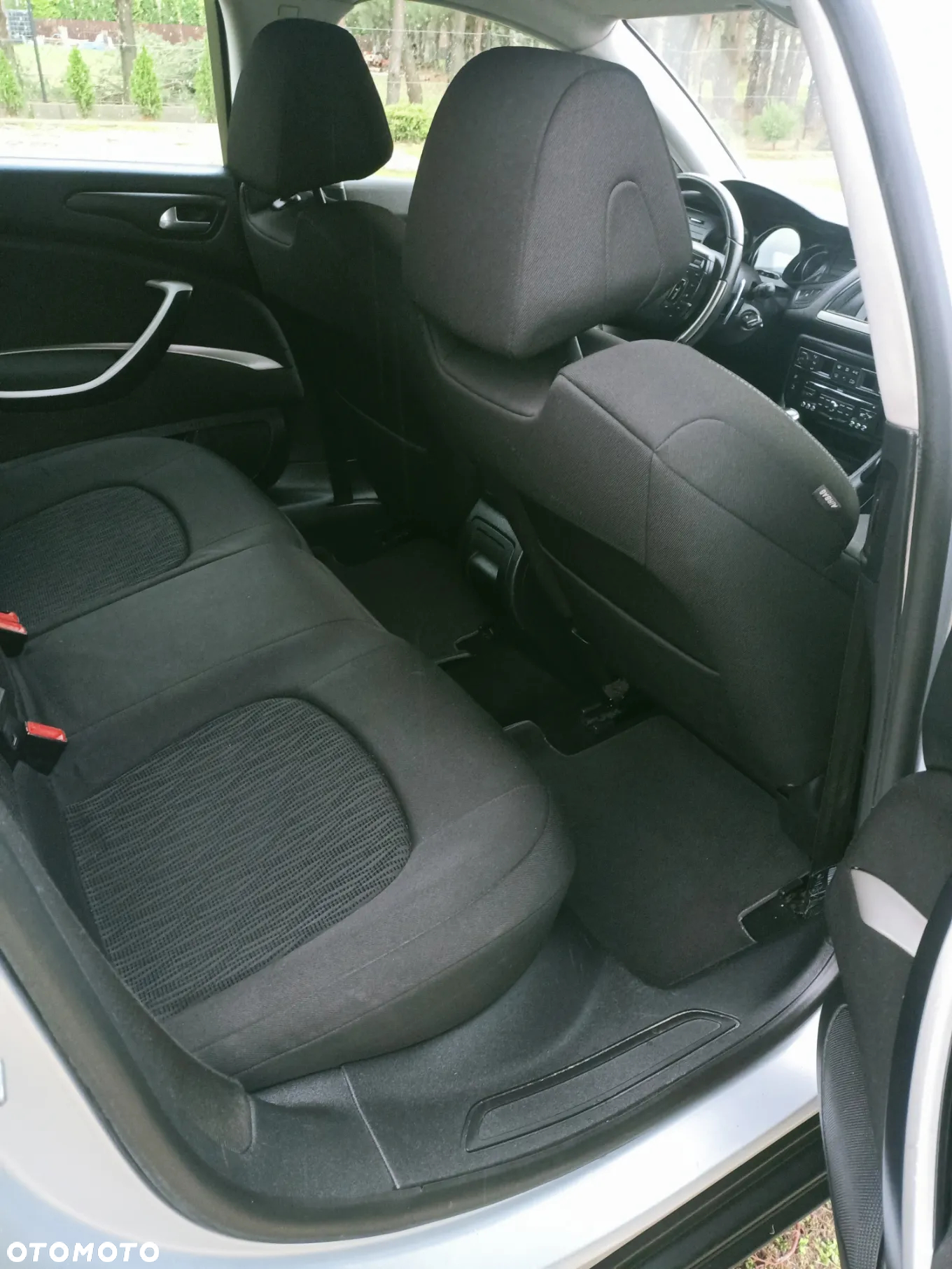 Citroën C5 Tourer e-HDi 115 EGS6 FAP Tendance - 13