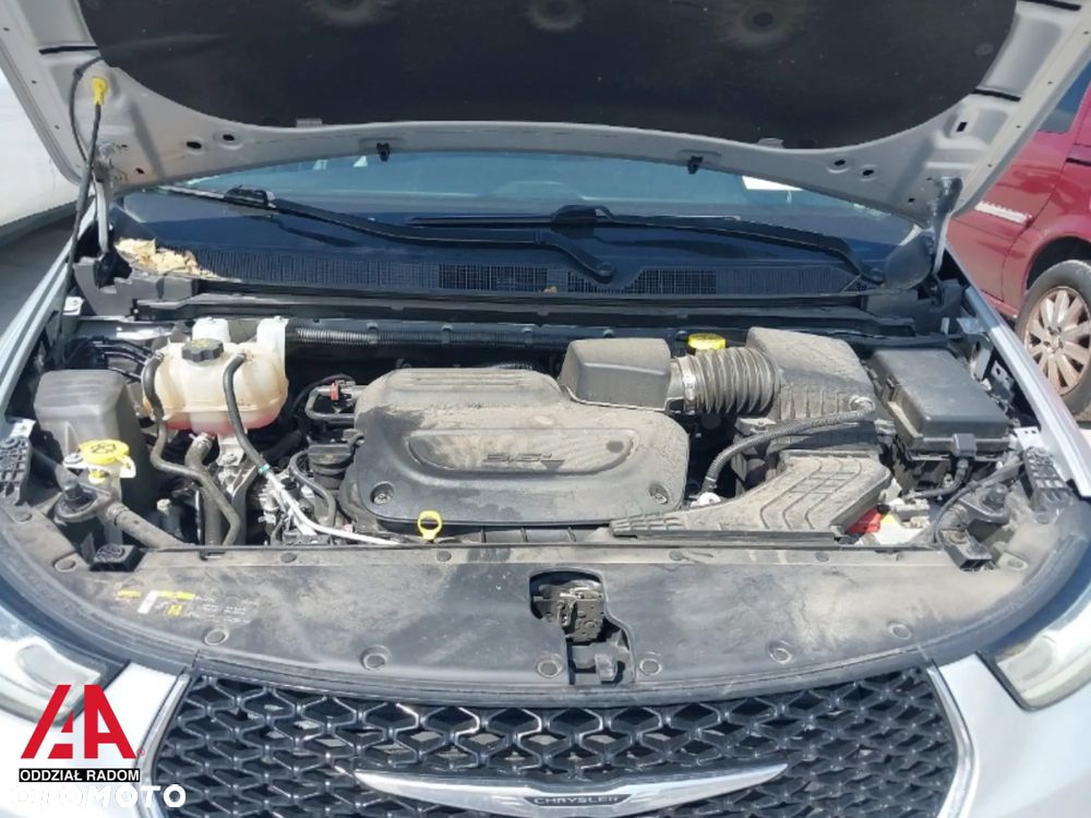 Chrysler Pacifica - 14