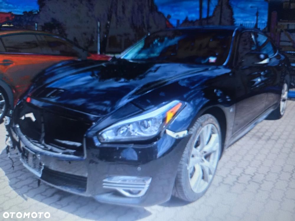 Infiniti Q70 3.7 Sport Tech EU6 - 5