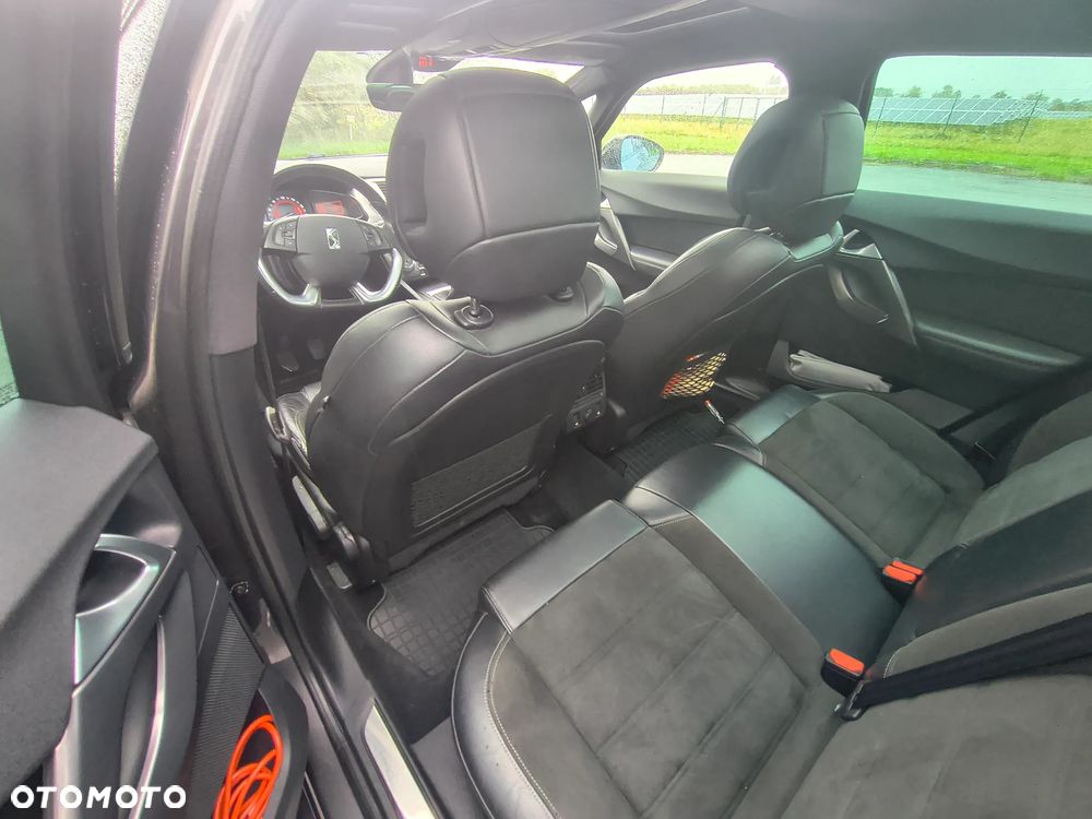DS Automobiles DS 5 - 12