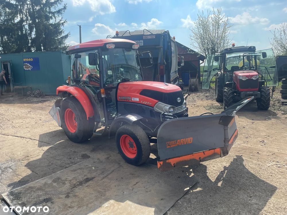 Kubota L 4240