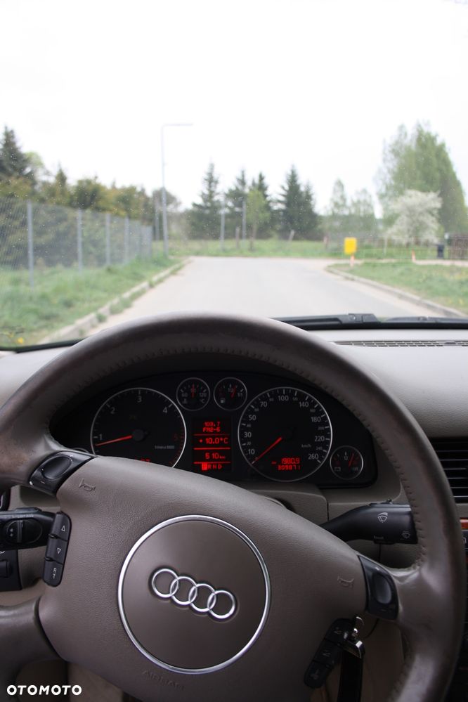 Audi A6 Limousine 2.5 TDI Multitronic - 19