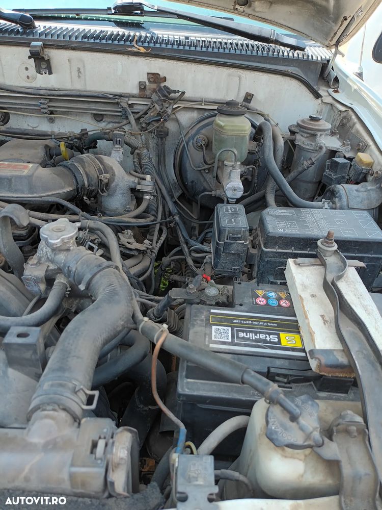 Toyota Hilux - 26