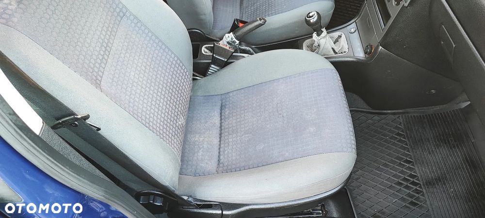 Opel Astra 1.6 GL / Club - 9