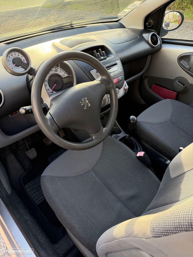 Peugeot 107 1.0 Trendy - 13