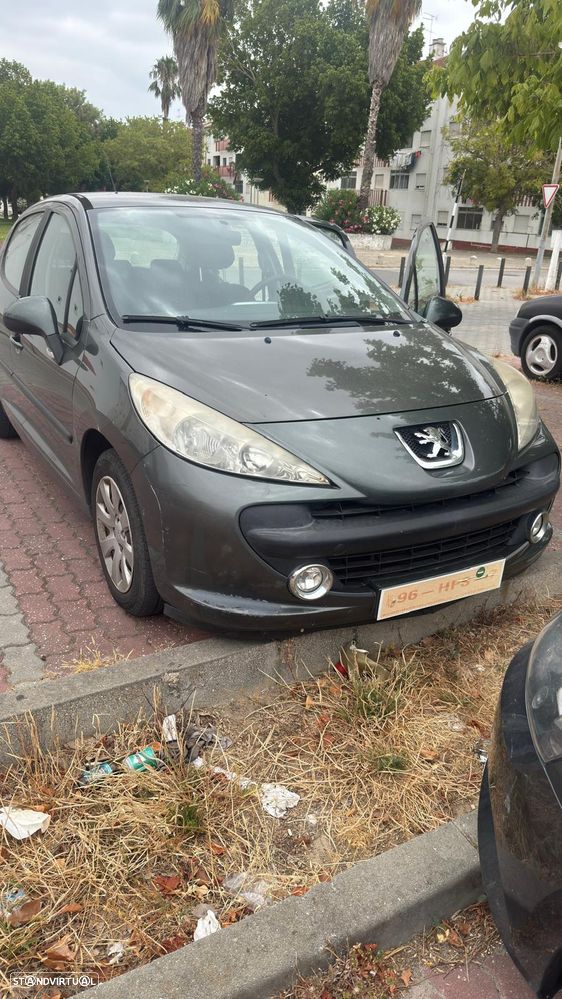 Peugeot 207 1.4 16V Trendy - 2