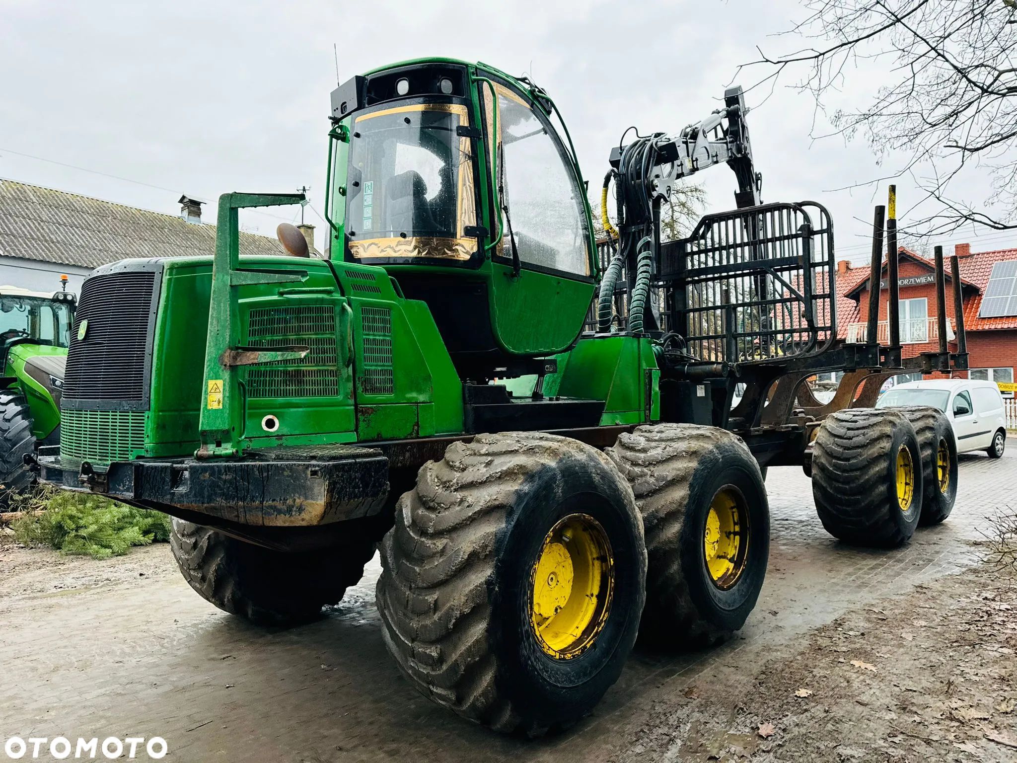 John Deere 1910E - 1