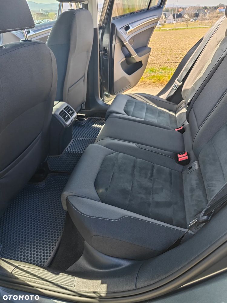 Volkswagen Golf 1.5 TSI ACT OPF DSG Highline - 20