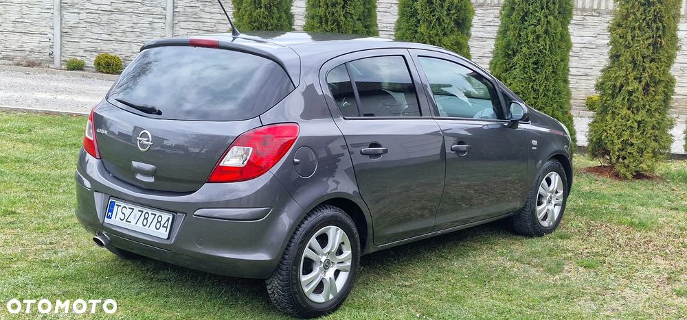 Opel Corsa 1.4 16V Satellite - 7