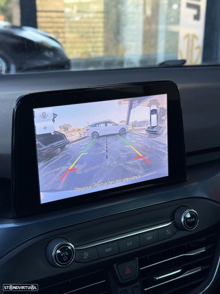 Ford Focus 1.5 TDCi ECOBlue Active - 14