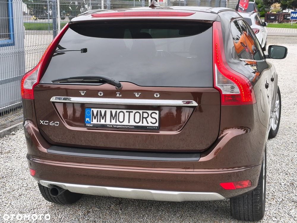 Volvo XC 60 D4 Geartronic Summum - 9