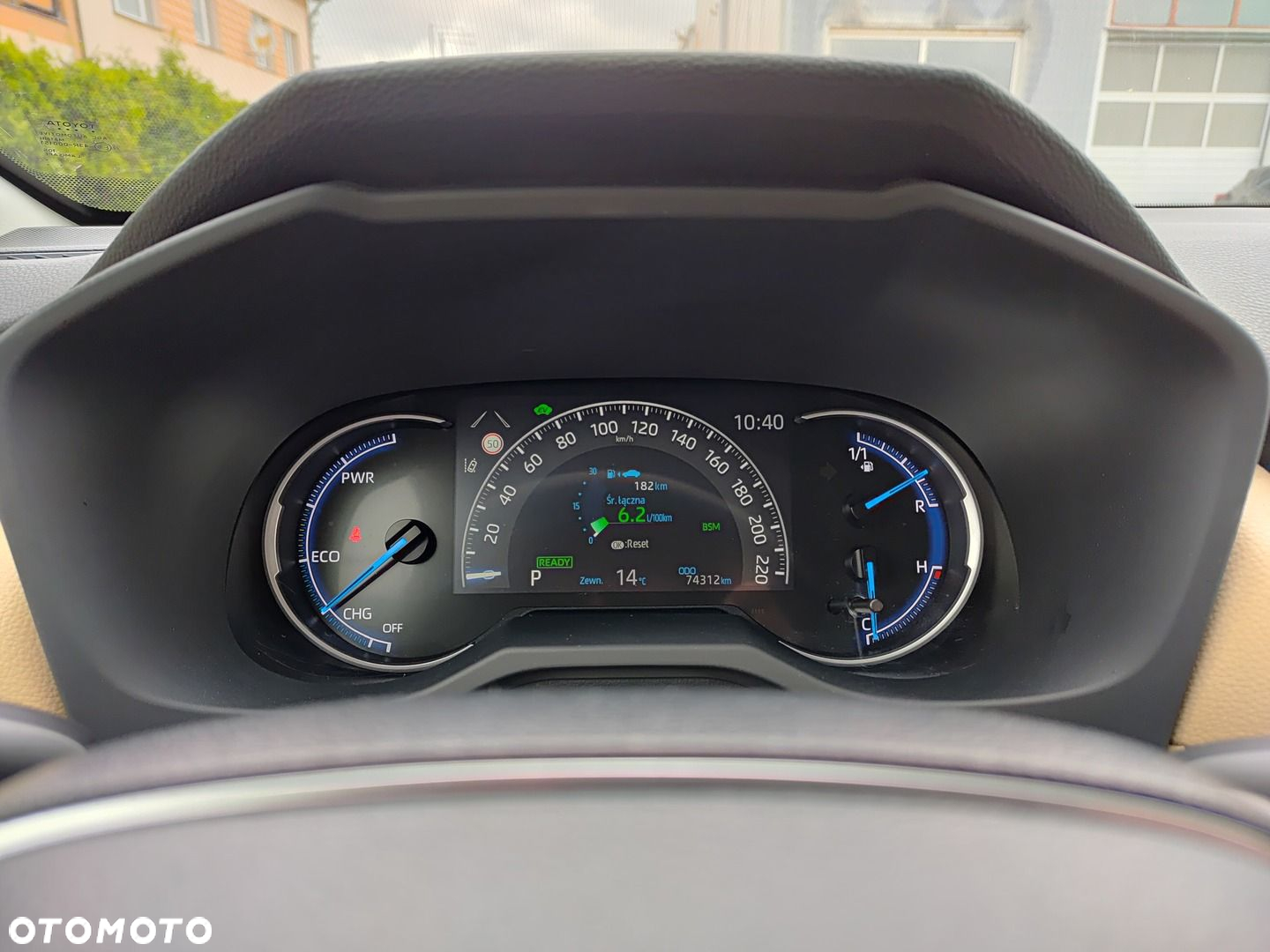 Toyota RAV4 - 15