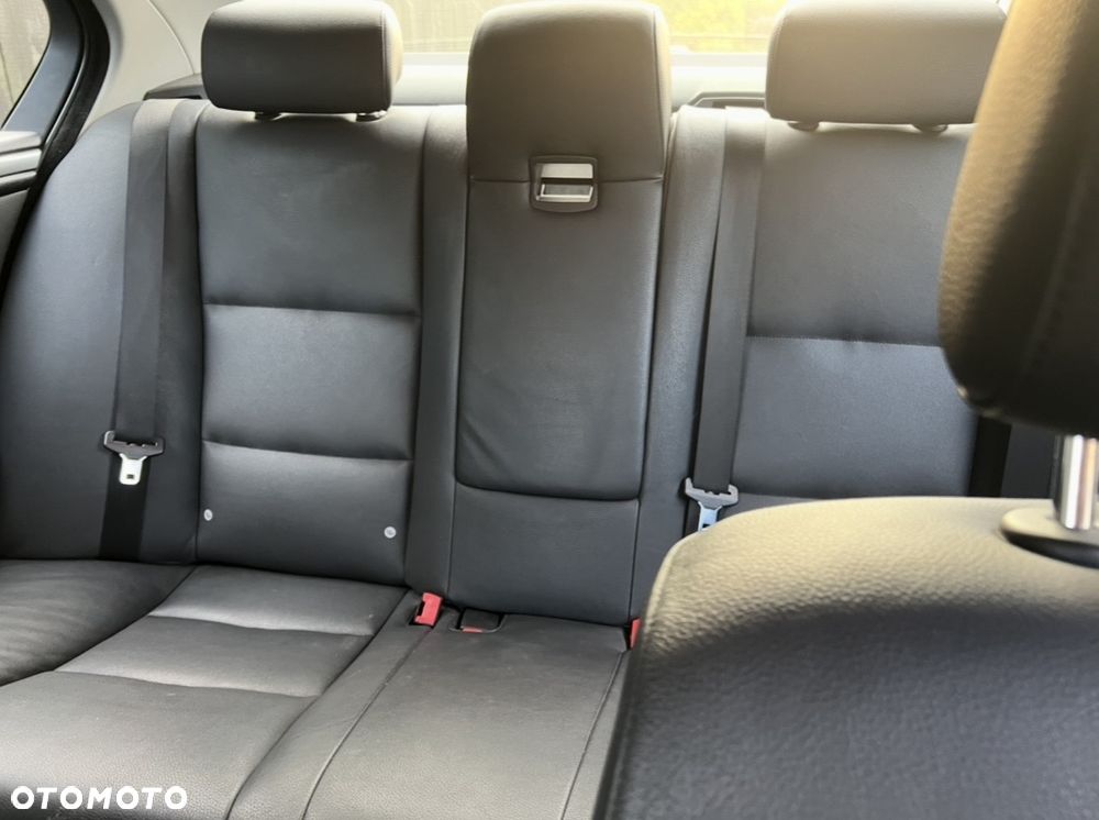 BMW Seria 5 520i - 21