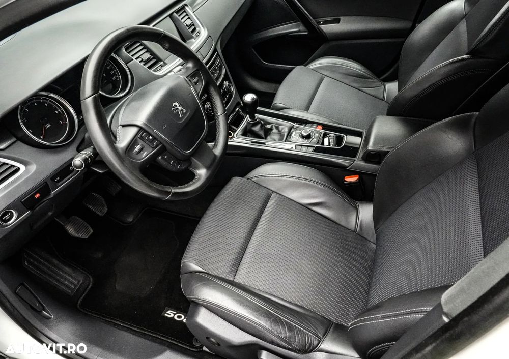 Peugeot 508 1.6 THP Allure - 11
