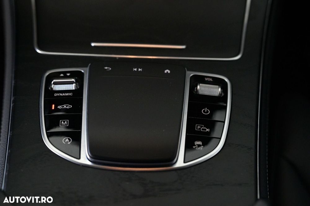 Mercedes-Benz GLC Coupe 300 4Matic 9G-TRONIC Exclusive - 34
