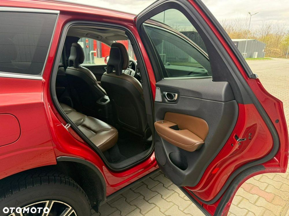 Volvo XC 60 T8 AWD Plug-In Hybrid Inscription - 18