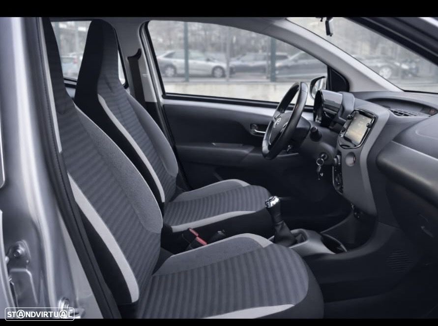 Toyota Aygo x-play - 7