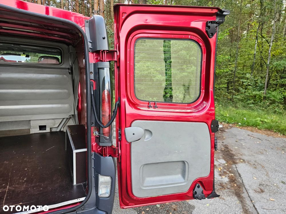 Renault TRAFIC LONG 6-OSOBOWY - 36