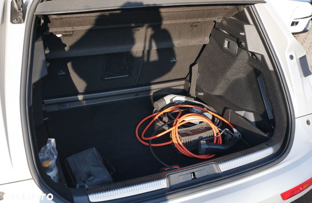 DS Automobiles DS 7 Crossback 1.6 E-Tense Performance Line + - 26