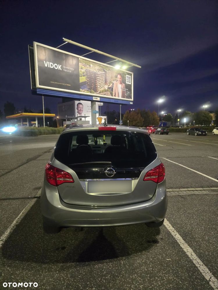 Opel Meriva - 8