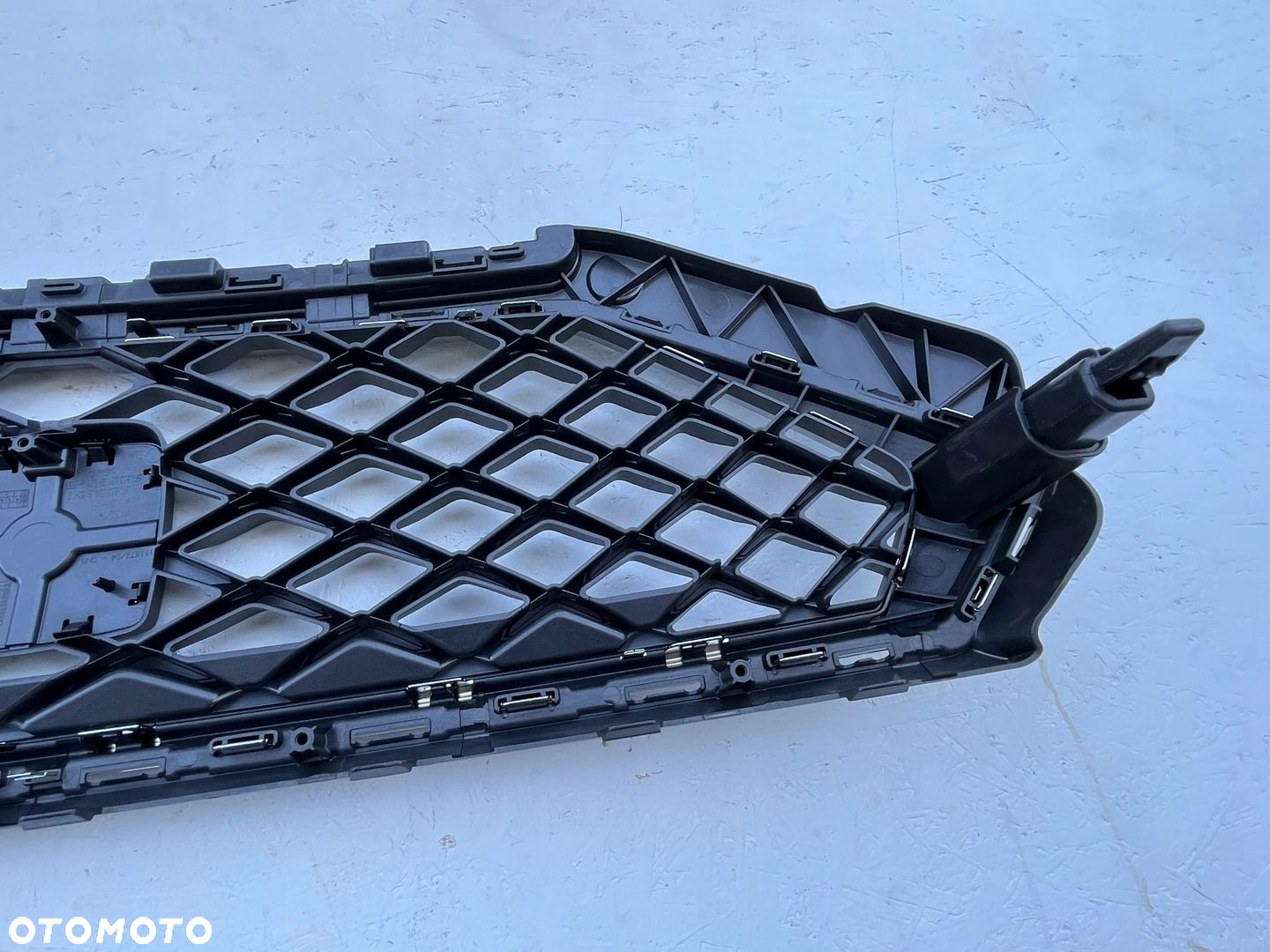 SEAT TARRACO 5FJ ATRAPA GRILL ORG - 7