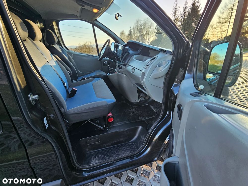 Renault Trafic - 10